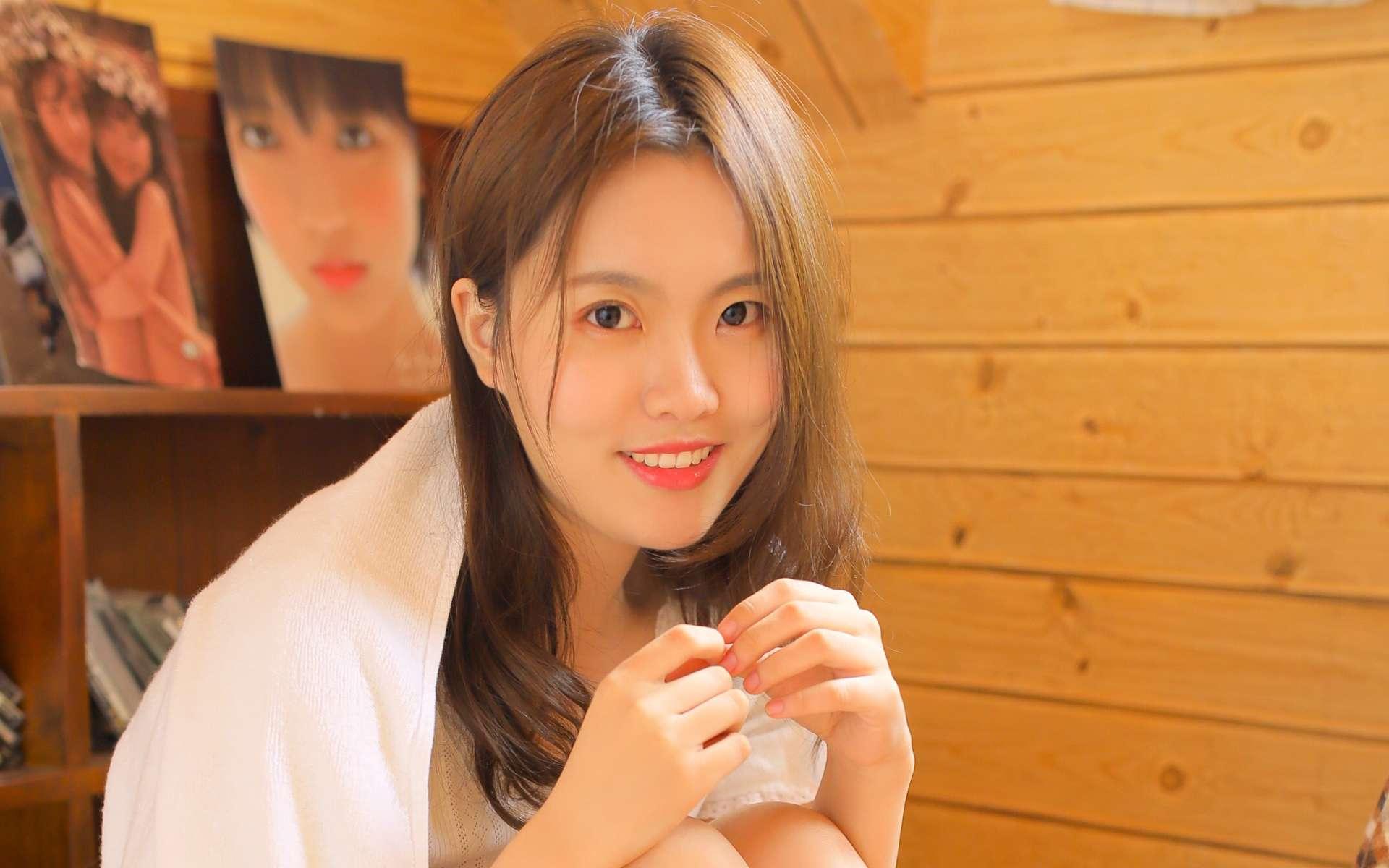 日韩美女三级