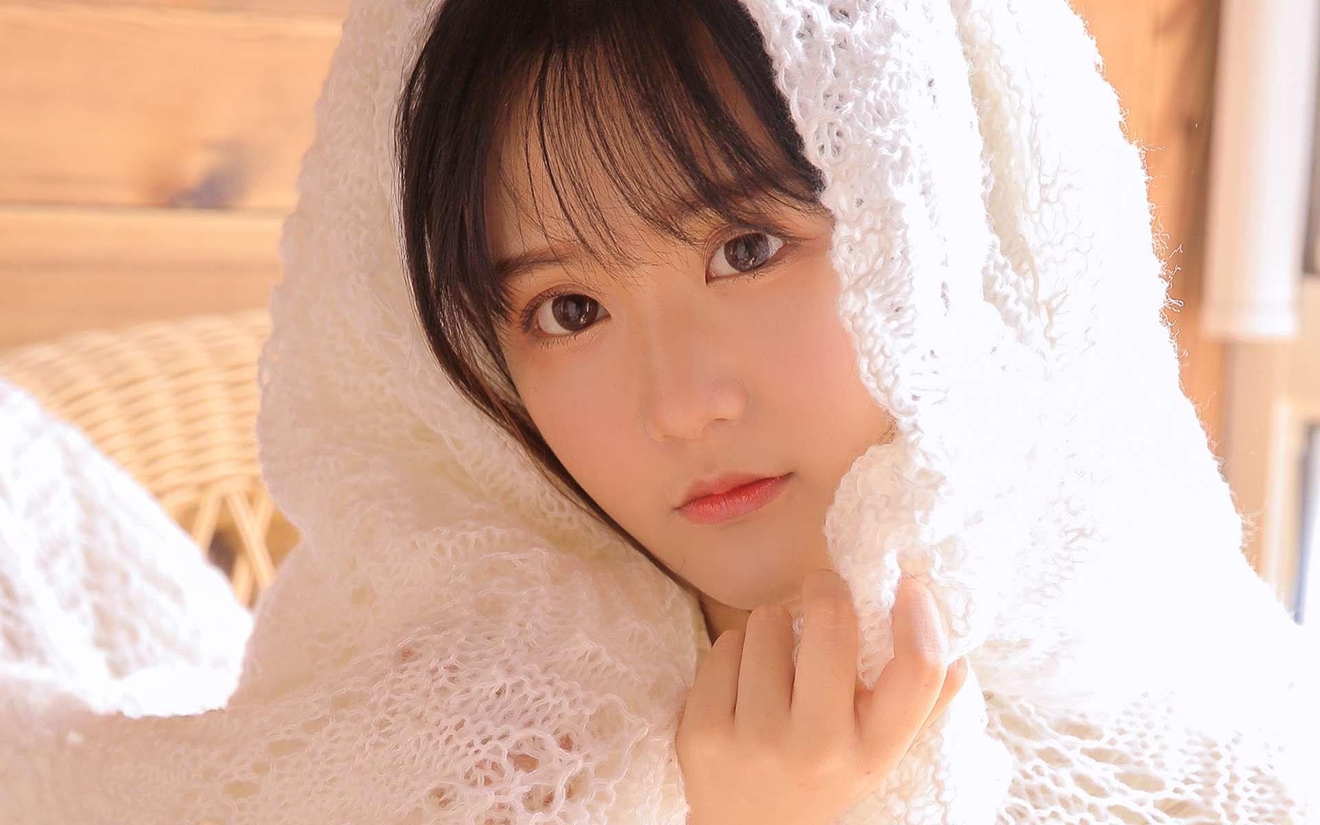 朋友年轻的妈妈