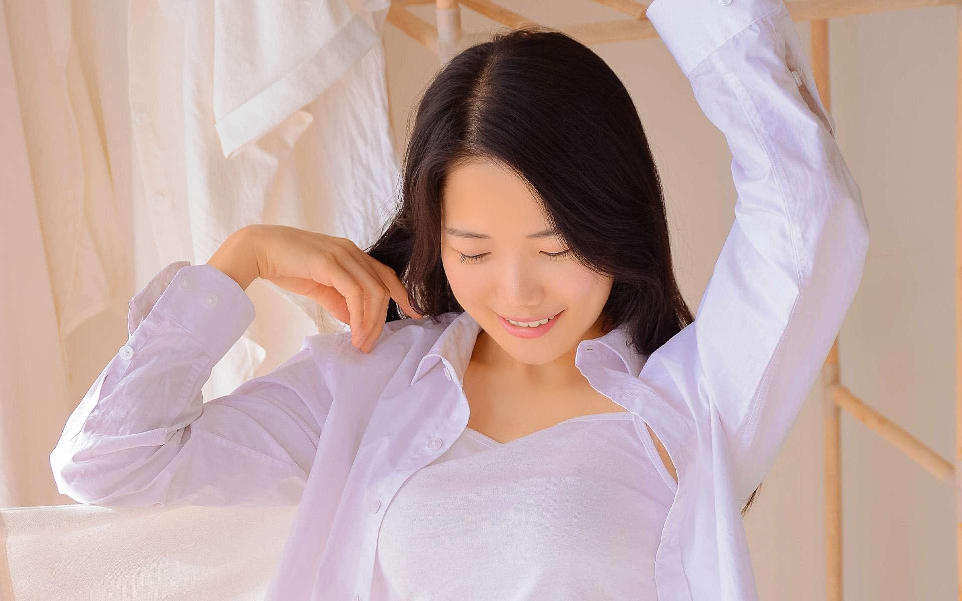 欧美大尺度胸床戏视频
