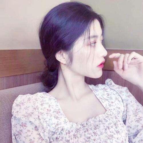 背著神龕的怪物