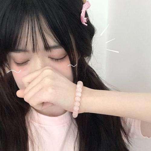 你在幫她，很多人在幫你