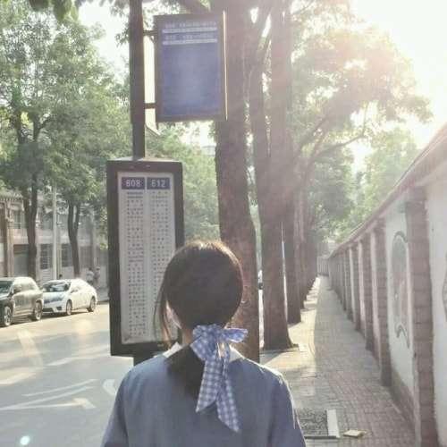 更加不爽